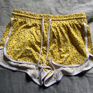Cute Yellow Shorts!